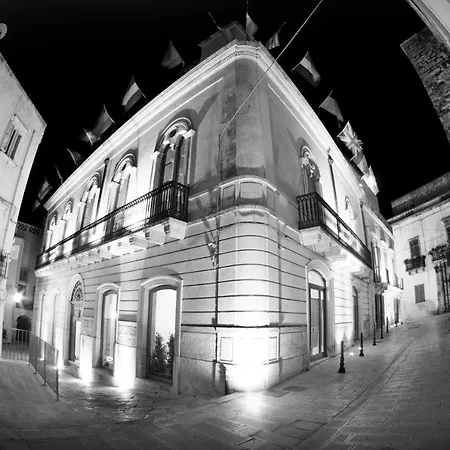 Maison Rococo