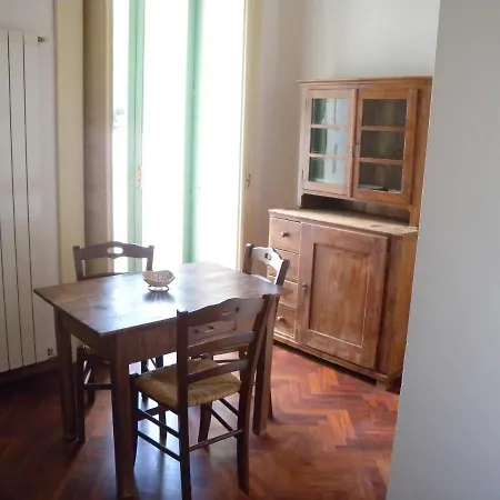 Maison Rococo * 马丁纳弗兰卡